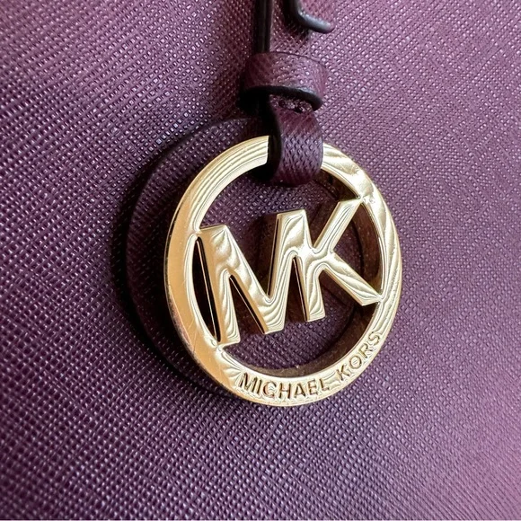 Michael Kors Jet Set Leather Computer Tote - Picture 8 of 12